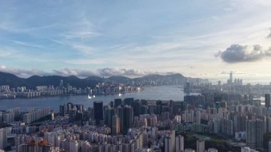 Victoria Limanı Panoramik Skyline Waterfront View Hong Kong, 10 Haziran 2025