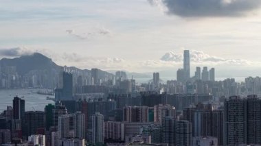 Kowloon Şehir Manzarası Gökyüzü Hareketli Sokaklar Hong Kong, 8 Haziran 2025