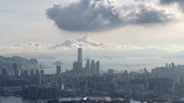 Kowloon Şehir Manzarası Gökyüzü Hareketli Sokaklar Hong Kong, 8 Haziran 2025