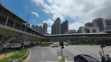 Tseung Kwan O Cross Bay Köprüsü Toplulukları birbirine bağlayan çift kemer 6 Haziran 2025 