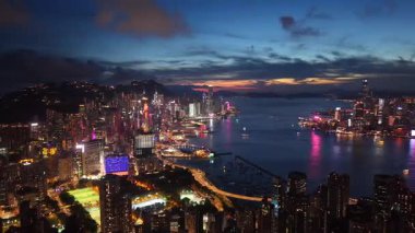 Victoria Limanı Panoramik Limanı Iconic Skyline Hong Kong, 24 Haziran 2025