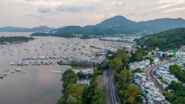 Bir Hebe Haven İskelesi: Sahil Sükunetine Geçit
