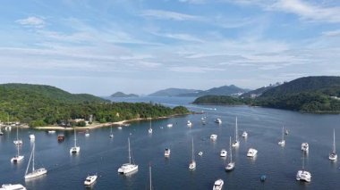 4 Temmuz 2025 'te Pak Sha Wan Körfezi üzerinde huzurlu bir gün batımı.