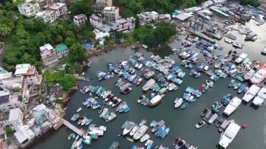 Huzurlu Sai Kung Tayfun Sığınağı 5 Temmuz 2025, Sunset with Boats