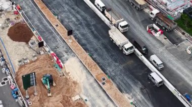 6 Temmuz 2025 'te Kai Tak Rıhtımı boyunca Express Yolu T2 Tünel Yapımı