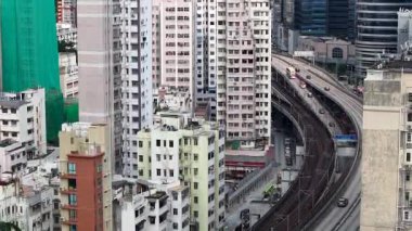 Ngau Tau Kok Koridor İstasyonu 'ndaki Şehir Ulaşım Merkezi 6 Temmuz 2025