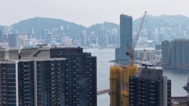 Kai Tak İkamet Alanı. 6 Temmuz 2025 'te Hong Kong' da yaşıyor.