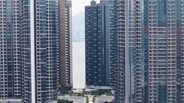 Kai Tak İkamet Alanı. 6 Temmuz 2025 'te Hong Kong' da yaşıyor.