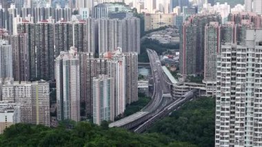 13 Temmuz 2025 tarihsel havza yeniden yerleştirilmiş köy ve yeşillik