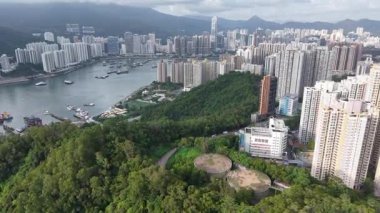 Tsing Yi Adası Köprüleri Doğa ve Şehir Hayatı 13 Temmuz 2025