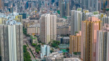 Cheung Sha Wan bölgesinde karışık şehir manzarası