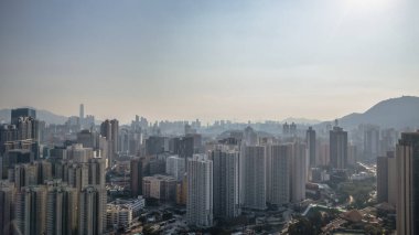 Gelenek ve modernliği harmanlayan yoğun nüfuslu bölge