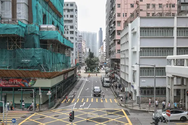 Sham Shui Po 'da tarihi şehir sokak manzarası