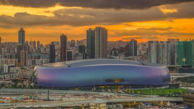 Alacakaranlık vakti Kai Tak Stadyumu 'nun havasını bozuyor
