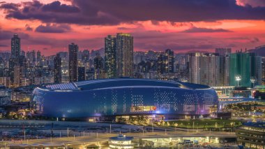 Alacakaranlık vakti Kai Tak Stadyumu 'nun havasını bozuyor