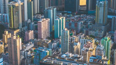 Tsuen Wan 'ın ticari ve ikametgah bölgesinde.