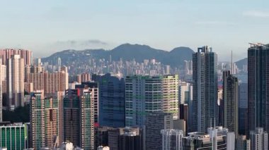 Tsuen Wan metro istasyonu ve Hong Kong 9 Ağustos 2025