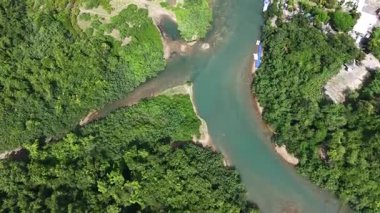 Tai Tam Liman Sahil Manzarası Sakin Sular 16 Ağustos 2025 