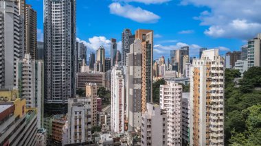 Wan Chai bölgesinde geleneksel Hong Kong mimarisi