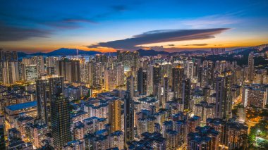 Cheung Sha Wan Bölgesindeki Şehir Hayatı ve Mimarlığı