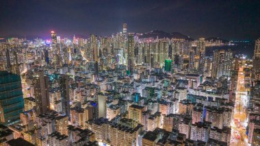 Sham Shui Po bölgesinde geleneksel Hong Kong mimarisi