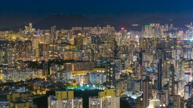 Yau Tsim Mong 'da Kentsel Yaşam ve Alışveriş