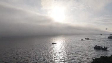 Lei Yue Mun Kıyı Balıkçılık Köyü Manzaralı, 2 Mart 2025