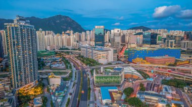 Shing Kai Yolu Kowloon 'un şehir manzarası