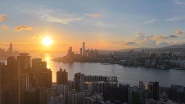 Iconic Victoria Harbour Skyline, Hong Kong Alacakaranlık, 31 Ağustos 2025