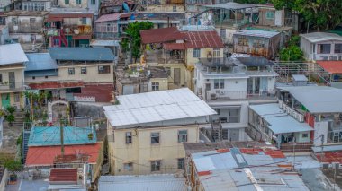 Kıyı köyleri gelenek ve kentsel karşıtlığı harmanlıyor