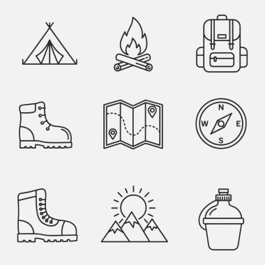 Kamp yapmak ve yürüyüş yapmak için bir takım ikonlar