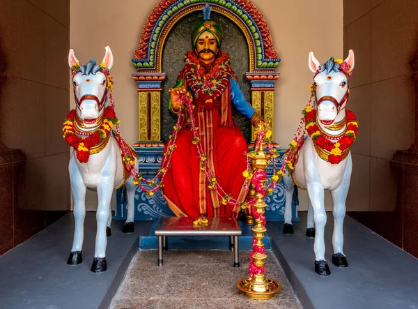 Statue Colorée Dans Temple Hindou Singapour — Photo