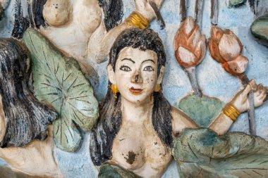 Luang Prabang Laos 'taki Wat Hosian Voravihane Budist Tapınağı' nda renkli bir fresk.