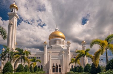Brunei 'nin başkenti Bandar Seri Begawan' daki Ömer Ali Seydidin Camii.