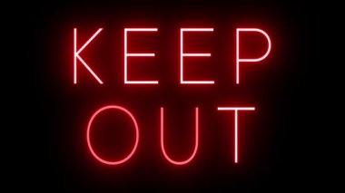 Parıldayan kırmızı retro tarzı neon ışığı KEP Dışında kalmak için siyah bir arkaplan üzerinde parlıyor