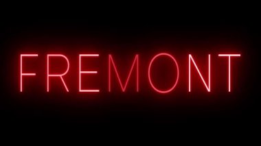 FREMONT için siyah bir arkaplan üzerinde parlayan yanıp sönen kırmızı retro tarzı neon tabela