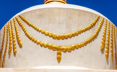 Hindistan 'ın kuzeyindeki Basgo' daki stupaların ayrıntıları.