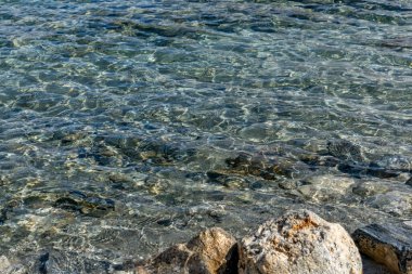 Hindistan ve Tibet sınırındaki Pangong Gölü 'nün pırıl pırıl berrak suları dünyanın en yüksek tuzlu su gölüdür.