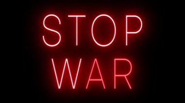 Parıldayan kırmızı retro tarzı neon ışığı siyah arkaplan STOP WAR 'a karşı parlıyor