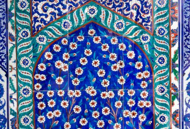 Topkapı Sarayı 'nın mavi boyalı fayansları, İstanbul, Türkiye.