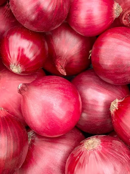 Kırmızı soğan yakın plan arkaplanı.