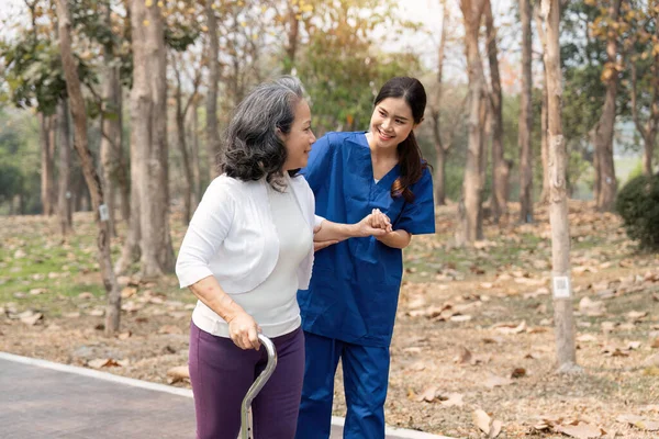 Nurse Helping Elderly Woman Walker Nurse Holding Hand Help Elderly — Stock Photo, Image