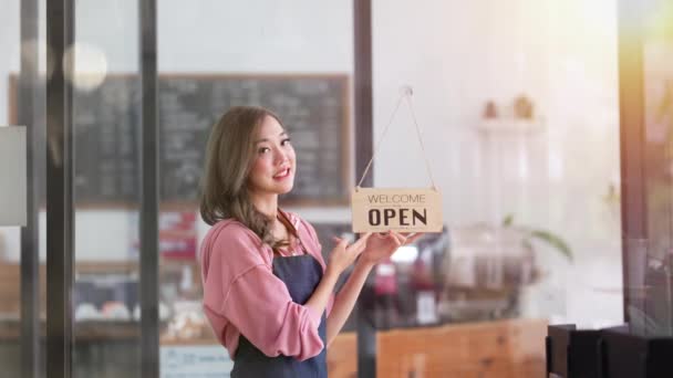 Asian Female Owner Coffee Shop Restaurant Walking Door Turning Sign — Stock Video