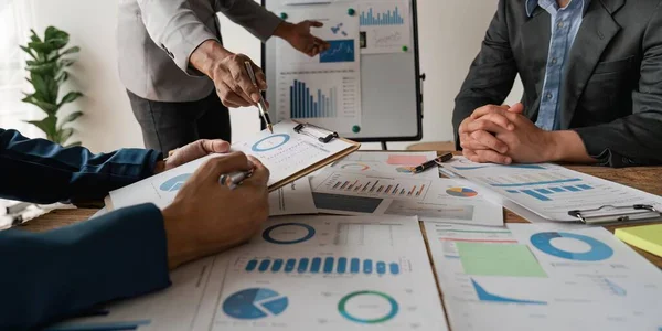 Business Team Analyzing Income Charts Graphs Office Close Business Analysis — Stock Photo, Image