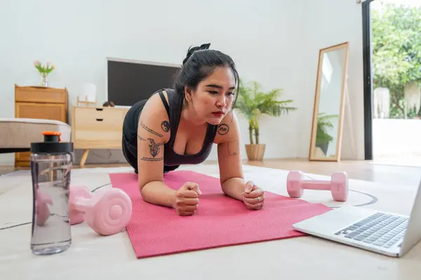 Asiatique Femme Surpoids Faisant Des Exercices Étirement Maison Sur Forme — Photo