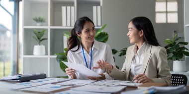 Modern Ofis Ayarlarında Stratejik Planlama Tartışması.