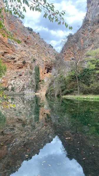 Jezioro Lustra Lago Del Espejo Parku Przyrody Monasterio Piedra Saragossa — Zdjęcie stockowe