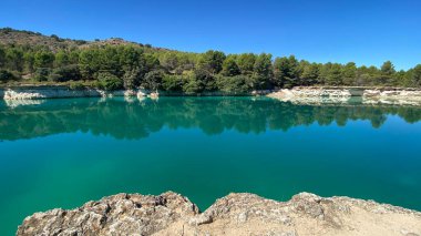 Laguna de la lengua in Lagunas de Ruidera, Castilla la la Mancha, İspanya