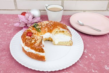 King 's Cake Delight, Roscn de Reyes: Neşeli bir İspanyol Noel geleneği