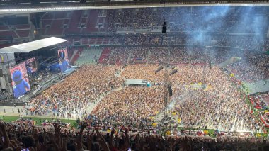 Madrid, Espaa; 17 Haziran 2024: Bruce Springsteen Madrid 'i Sallıyor: Civitas Metropolitano Stadyumu' ndaki heyecan verici konser